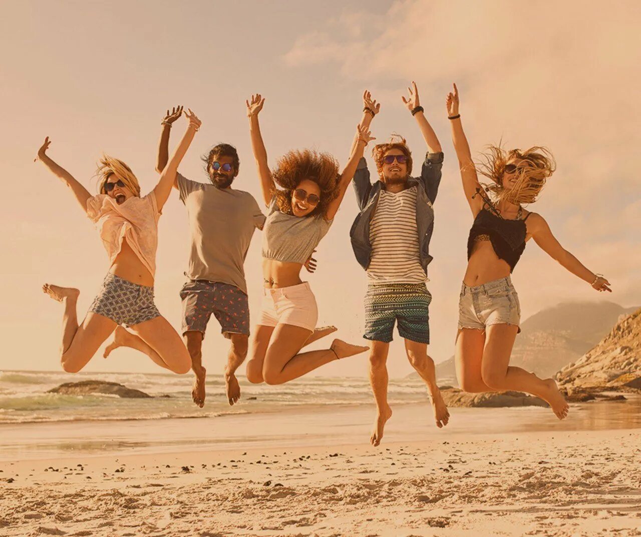 Did you friends in summer. Семья лето. Time with friends. Did you friends in summer. Проект по английскому языку летние каникулы.