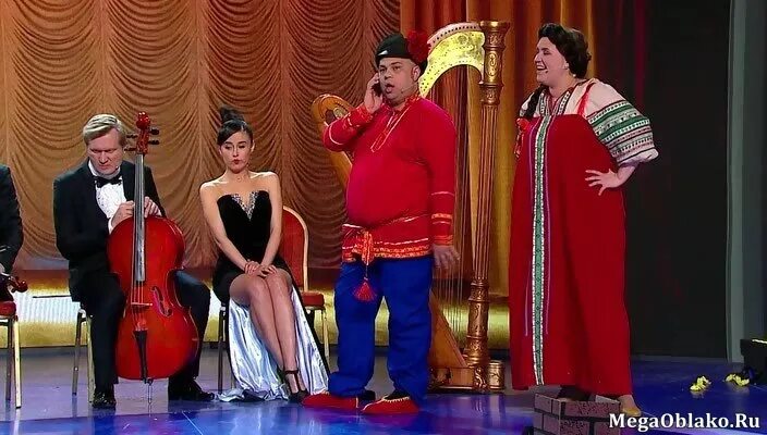 Уральские пельмени танцы конкурс. Шоу уральские пельмени. Уральские пельмени спасите наши уши. Спасите наши уши уральские пельмени. Уральские пельмени квн.