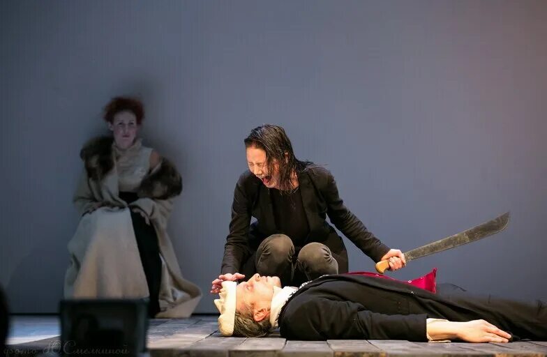 молодежный театр. ксения раппопорт мдт-театр европы. гамлет продолжительность. гамлет продолжительность. арлекиниада демчог.