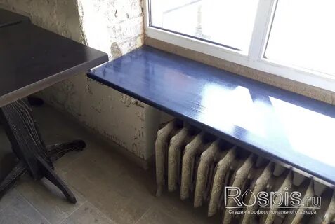 Покрашенный пол крашенный подоконник