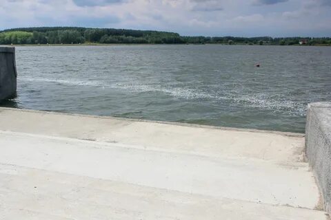 Водохранилище пляжи