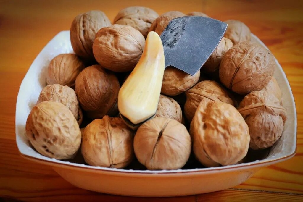 орешки сорта. бразильский миндаль.