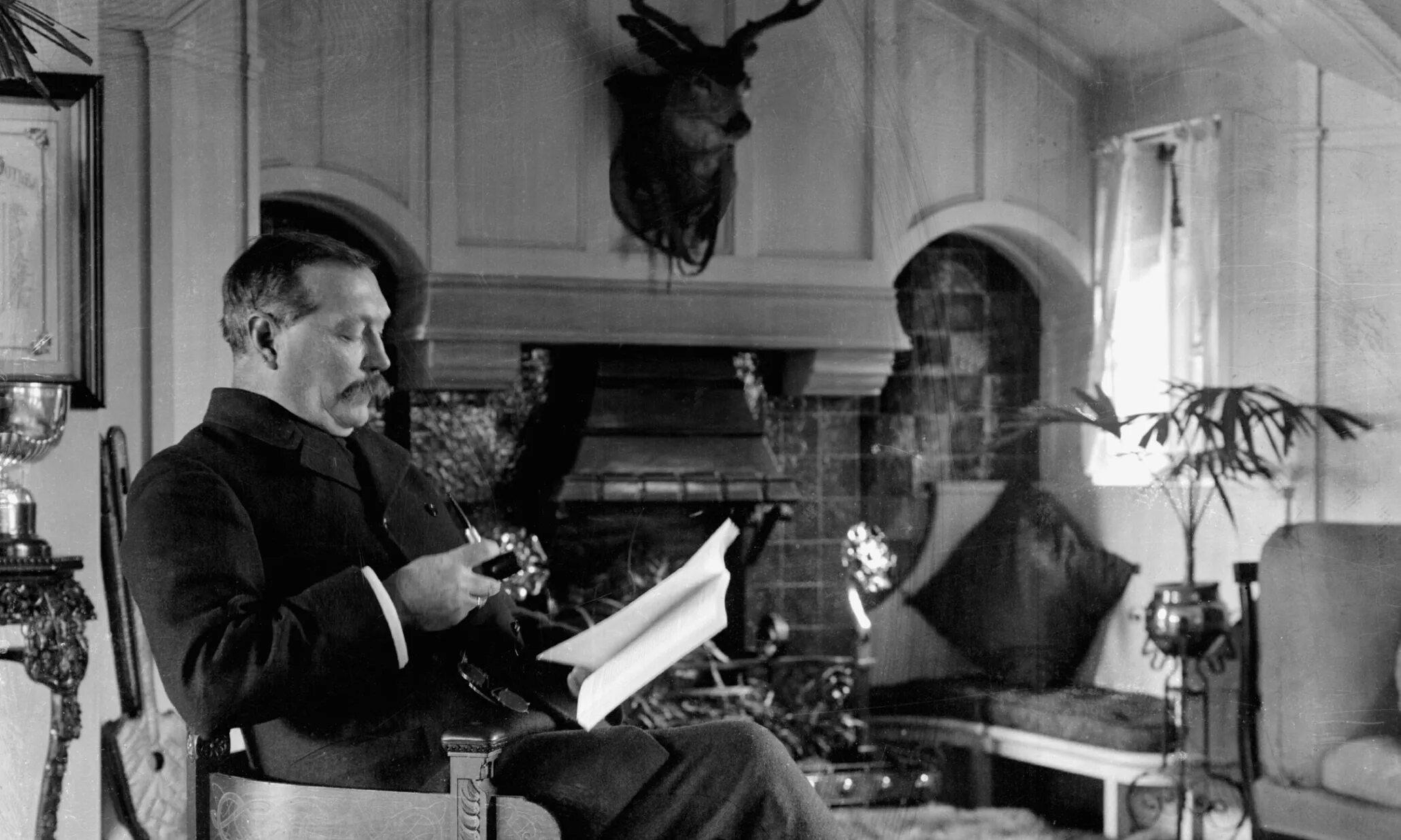 Sherlock holmes sir arthur