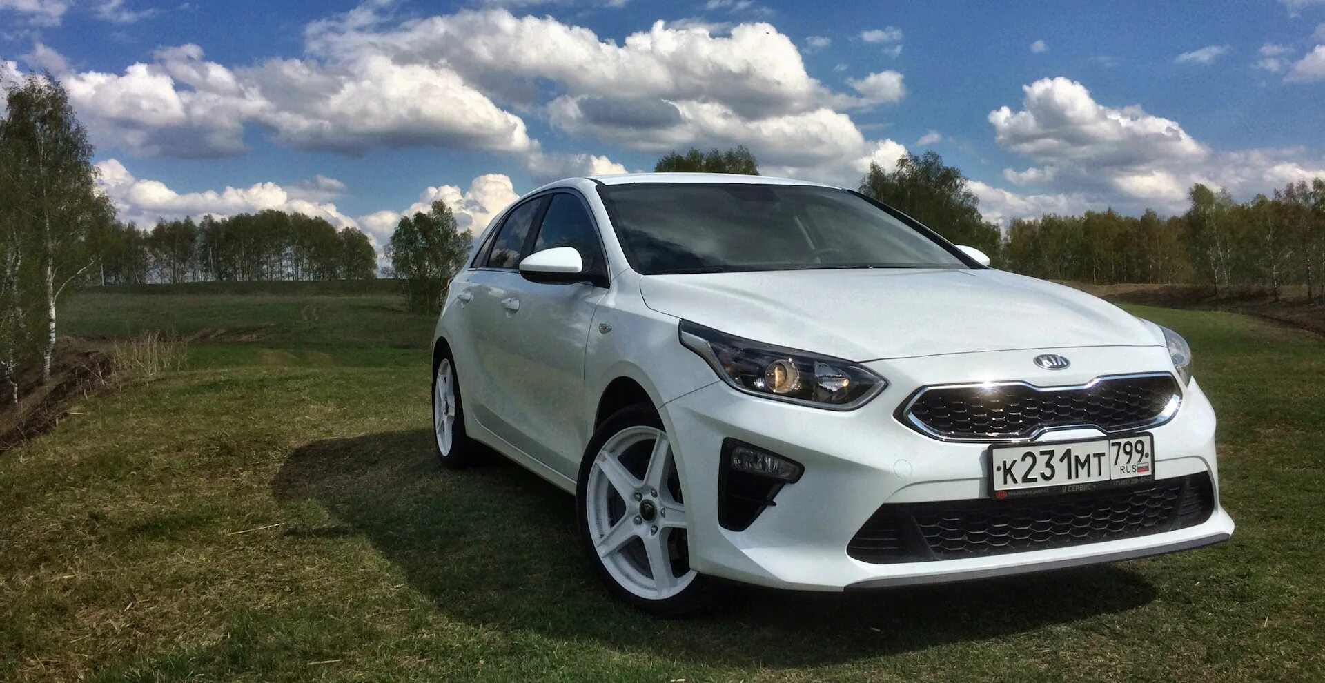 Сид сд. Kia Ceed 3 drive2. Киа СИД СД 2018 белый. Kia Ceed 2019 белый. Kia Ceed 3 белая.