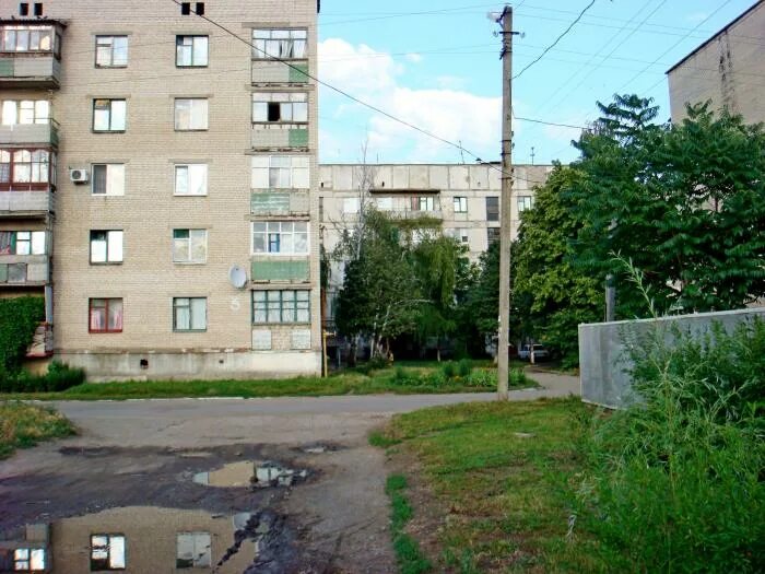 Дом за 100-200к на черемушках в амвросиевке. Улицы амвросиевки. Конфискат амвросиевка. Амвросиевка центр города. Амвросиевка ул.