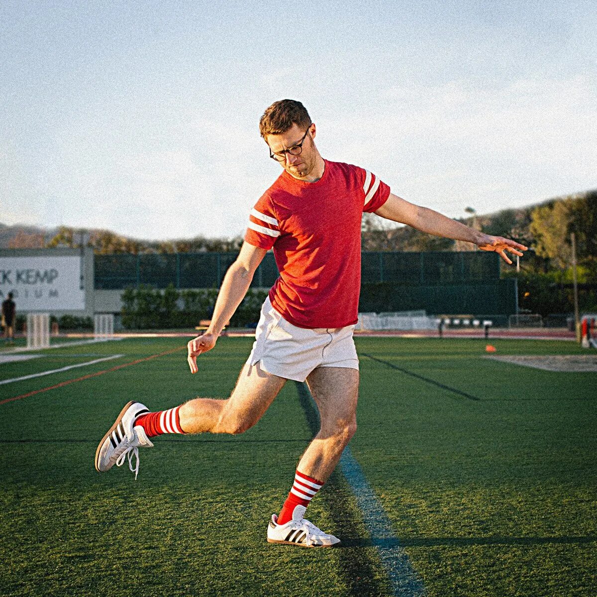 Vulfpeck. Vulfpeck - the beautiful game. Vulfpeck - Vulf Vault 003: theo!. Theo Katzman Vulfpeck.