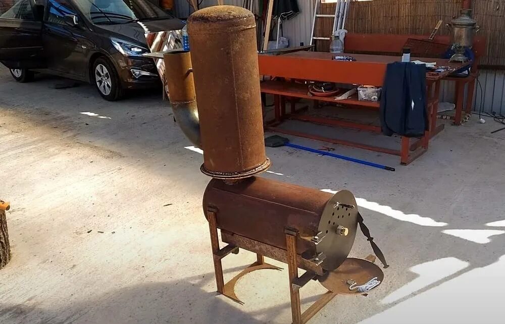 Печка в гараж из баллона. Печь филиппинка. Печь из пропанового баллона длительного горения. Буржуйка с газового баллона. Печь для бани из газового баллона 27л.