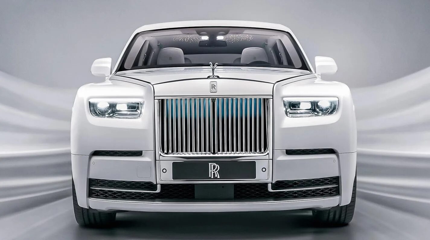 Самая дорогая компания 2023. Rolls Royce Phantom 2023. Rolls Royce Phantom 2022. Rolce Royce Fantom 2023. Машина Rolls Royce Phantom 2023.