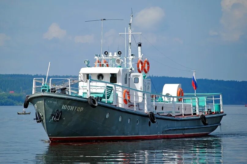 Корабль ярославец. Теплоход рм-376 ярославец. катер ярославец проект 376. речной катер ярославец. катер типа «ярославец» (пр. 376).