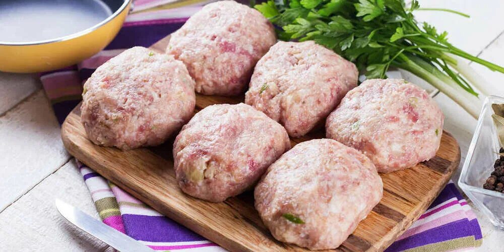 Котлеты из вареных яиц. Зразы. вареные котлеты. зразы натуральные. зразы мясные.