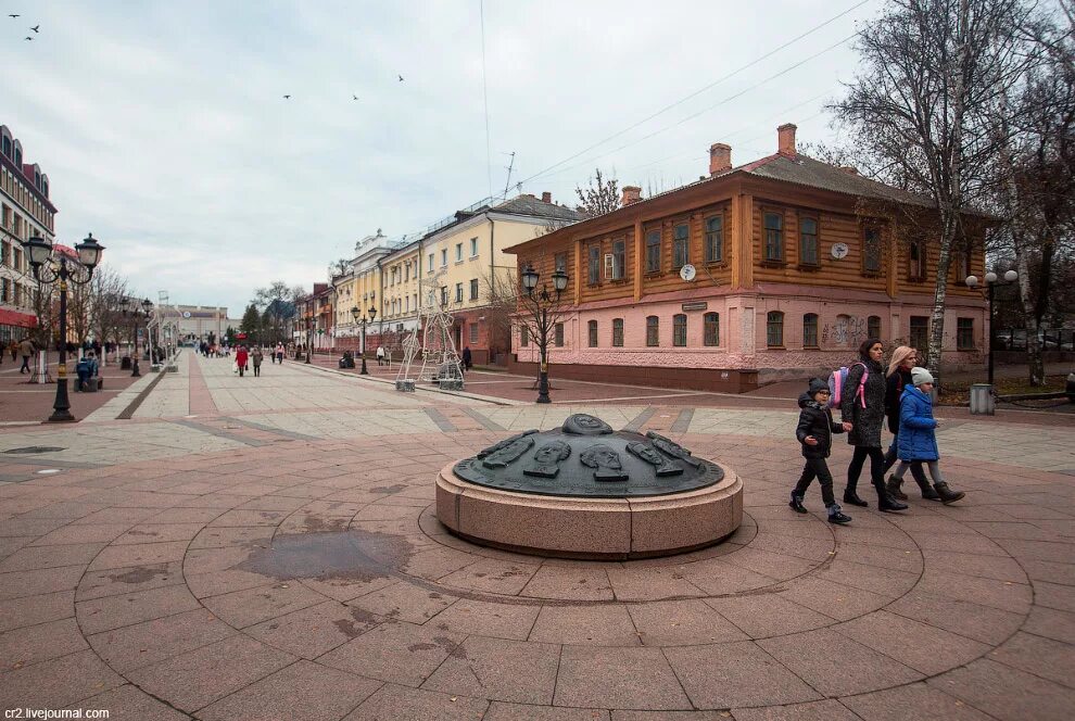 Улица Гагарина Брянск. Бульвар Гагарина Брянск. Центральная улица Брянска. Брянск улицы города.