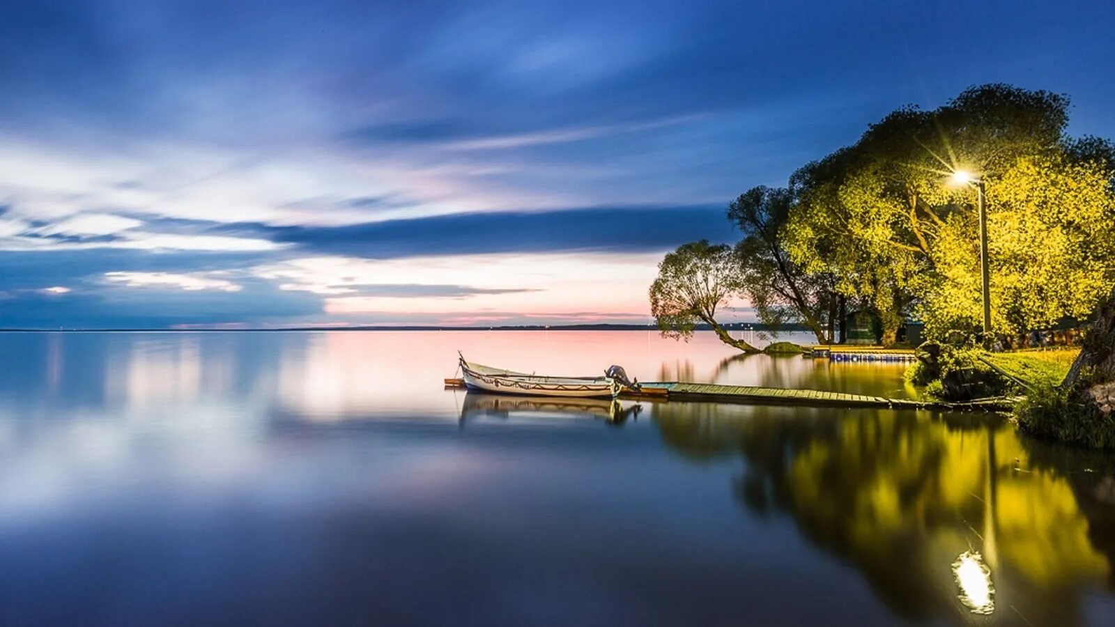 Плещеево озеро. Водный пейзаж. Пейзаж с водой. Пейзаж водная гладь. Водную гладь озера