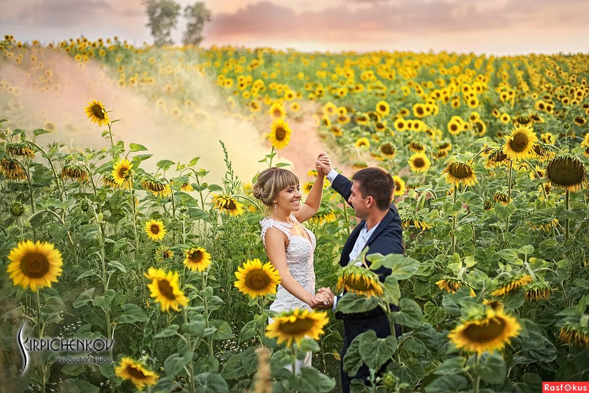 Жених и невеста. Невеста сбежала со свадьбы. Свадьба фотосессия. Приснилась свадьба возлюбленного. Жениться во сне для мужчины.