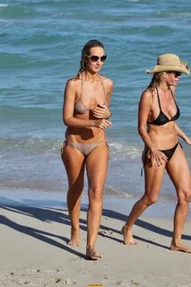 Lady Victoria Hervey nipple slip paparazzi shots.