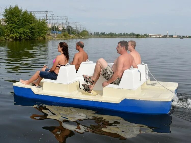 Водный самокат акваскипер. Катамаран надувной велопривод. Havospark. Водный велосипед. Водный велосипед 9.
