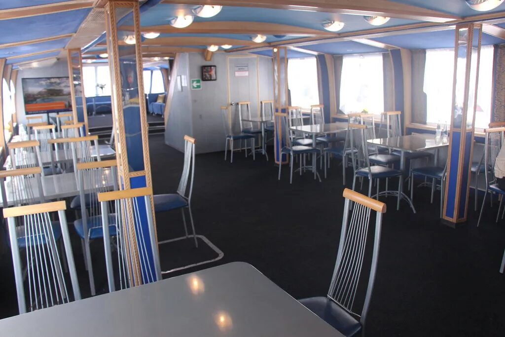 Вояж теплоход. Вояж теплоход. Теплоход гермес. Вояж теплоход. Теплоход вояж самара.