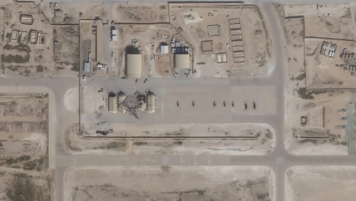 Военные базы израиля. Авиабазе Айн-Аль-Асад.. Военные базы со спутника. Военная база со спутника.