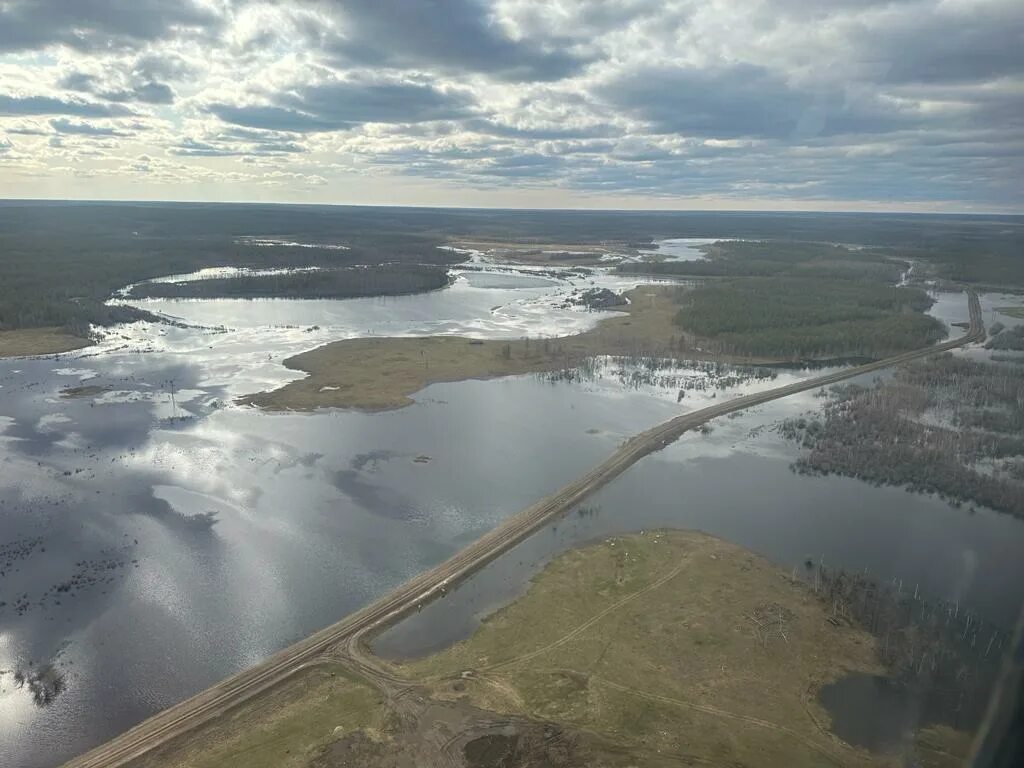 Трасса Колыма 2023. Колыма Якутия. Таатта река Амга. Паводок. Якутск закрыт