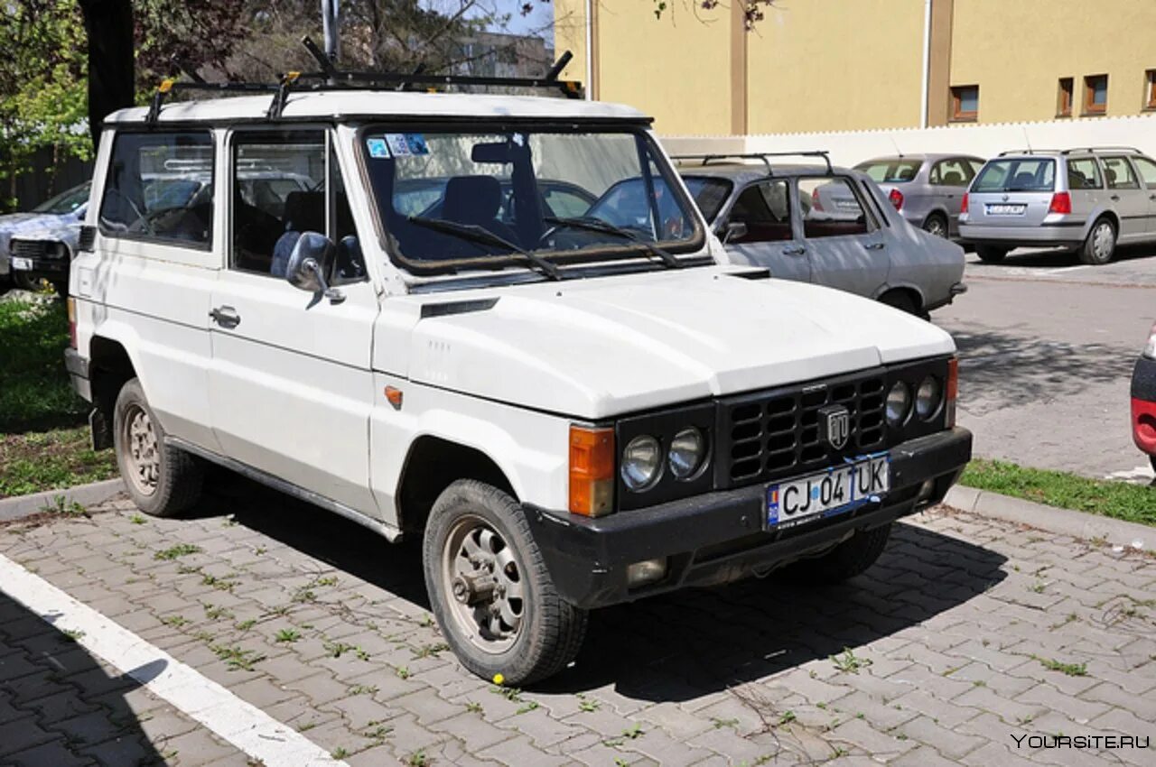 Машина aro 24. Джип aro 240. Аро 10. Аро машина. Румынский джип аро.