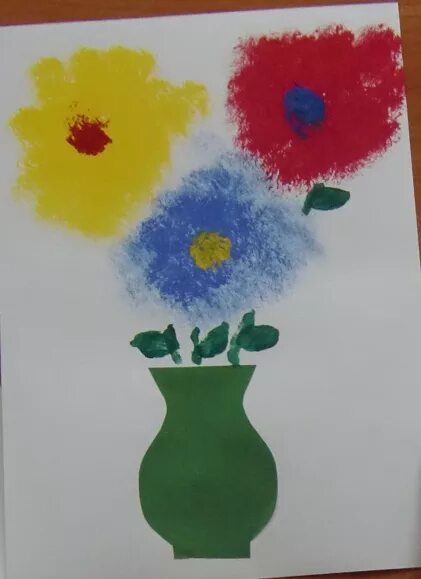 Рисование в младшей группе цветы для мамочки. Рисование цветы для мамы 2 младшая группа. Рисование с элементами аппликации. Рисование цветы в младшей группе. Рисование цветов вторая младшая группа