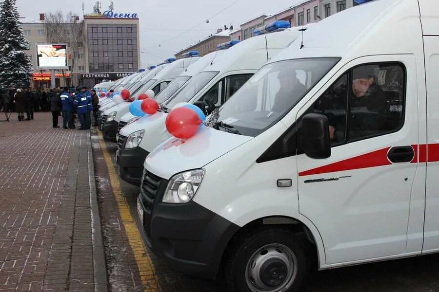 Ру брянск автомобили. Брянская городская станция скорой медицинской помощи. Больница скорой помощи в Брянске. Вручение машин скорой помощи. Машина скорой помощи Брянск.