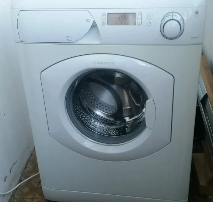 Hotpoint ariston 109. Аристон 109 стиральная машина. Стиральная машина Ariston AVSD 109. Стиральная машина Ariston AVD 109. Аристон AVD 109 ex.