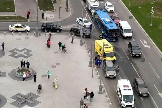 Пр твориться в жизнь. Зеленоград авария на Центральном проспекте. Зеленоград Центральный проспект. Дидентал Зеленоград Георгиевский проспект.