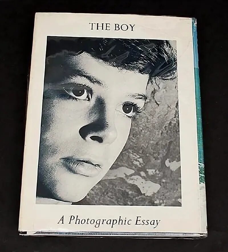 Мальчик с цветами. Boys was a rose. Тимоти шаламе кадры. Boys was a rose. Тимоти шаламе красивый мальчик кадры.