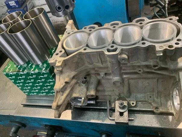 Чугунная гбц. 0 16v 1996 года выпуска. Расточка блока киров. Чугунная гбц. Расточка блока j35.