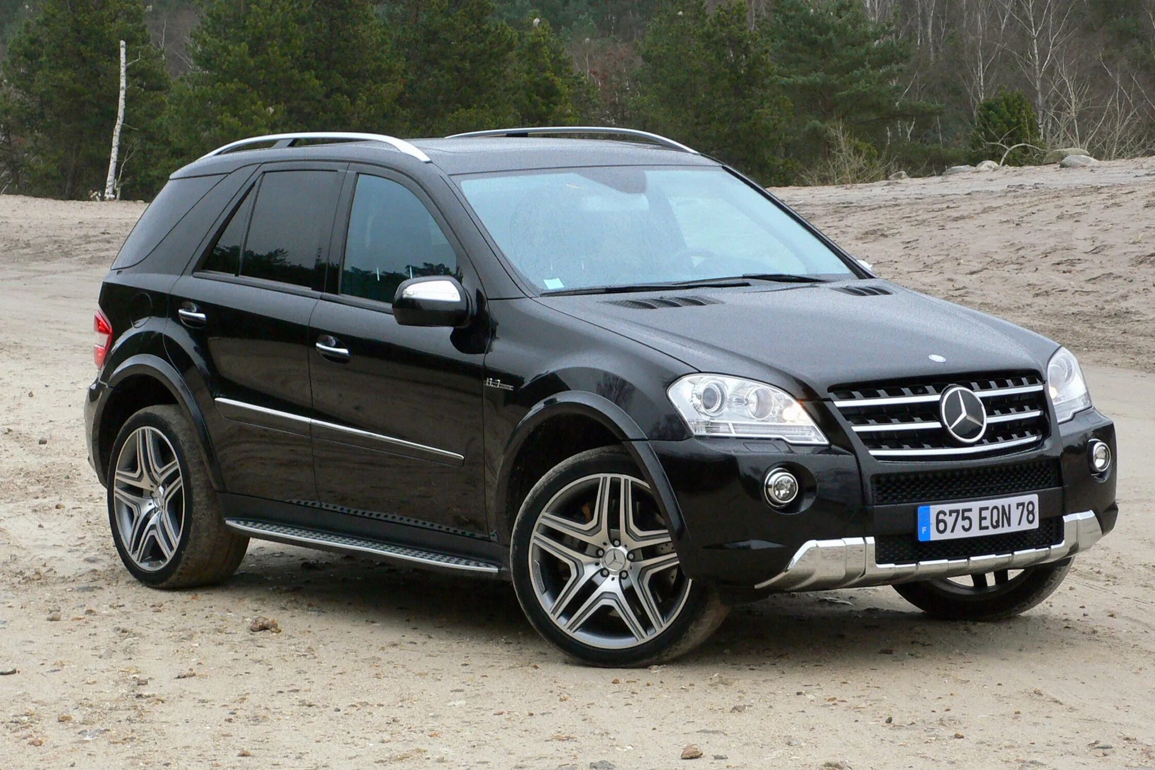 Купить мл 164 кузов. Mercedes ml 164. Ml w164 AMG. Ml 63 AMG w164. Mercedes ml350 w164.