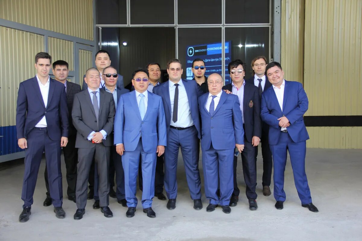 Тоо mining. Кооператив альфа фото. Russian mining chemical. Тоо "mining equipment company". Оборудование для колонкового бурения.