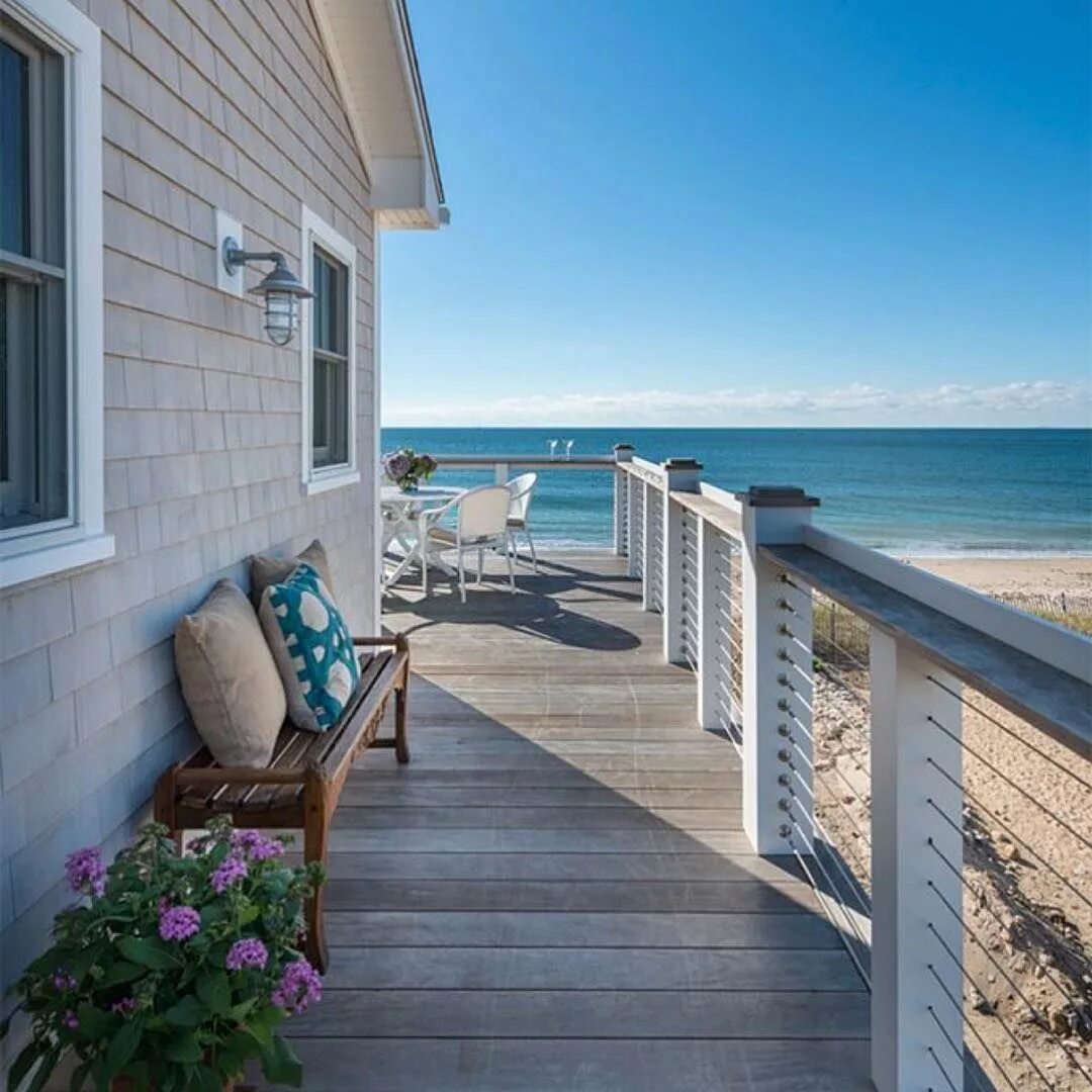 Дом на побережье океана. Вилла-бунгало в калифорнии. Абхазия бунгало на берегу моря. Моредомик благовещенская. Хорватия виллы лакшери.