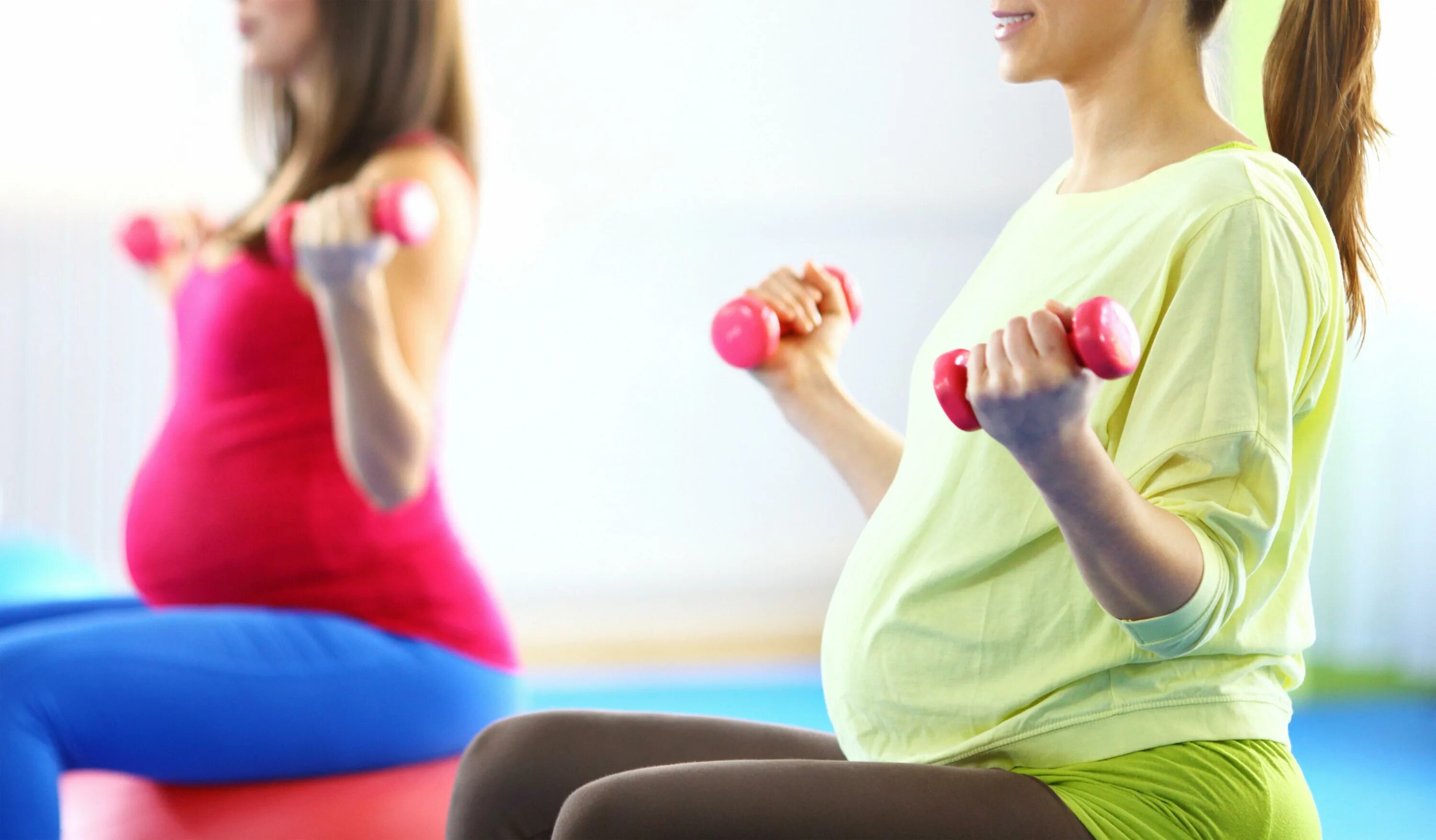 Тонус первый триместр. Занятия спортом для беременных. Физическая активность беременных. Фитнес беременные. Лечебная физкультура беременных.