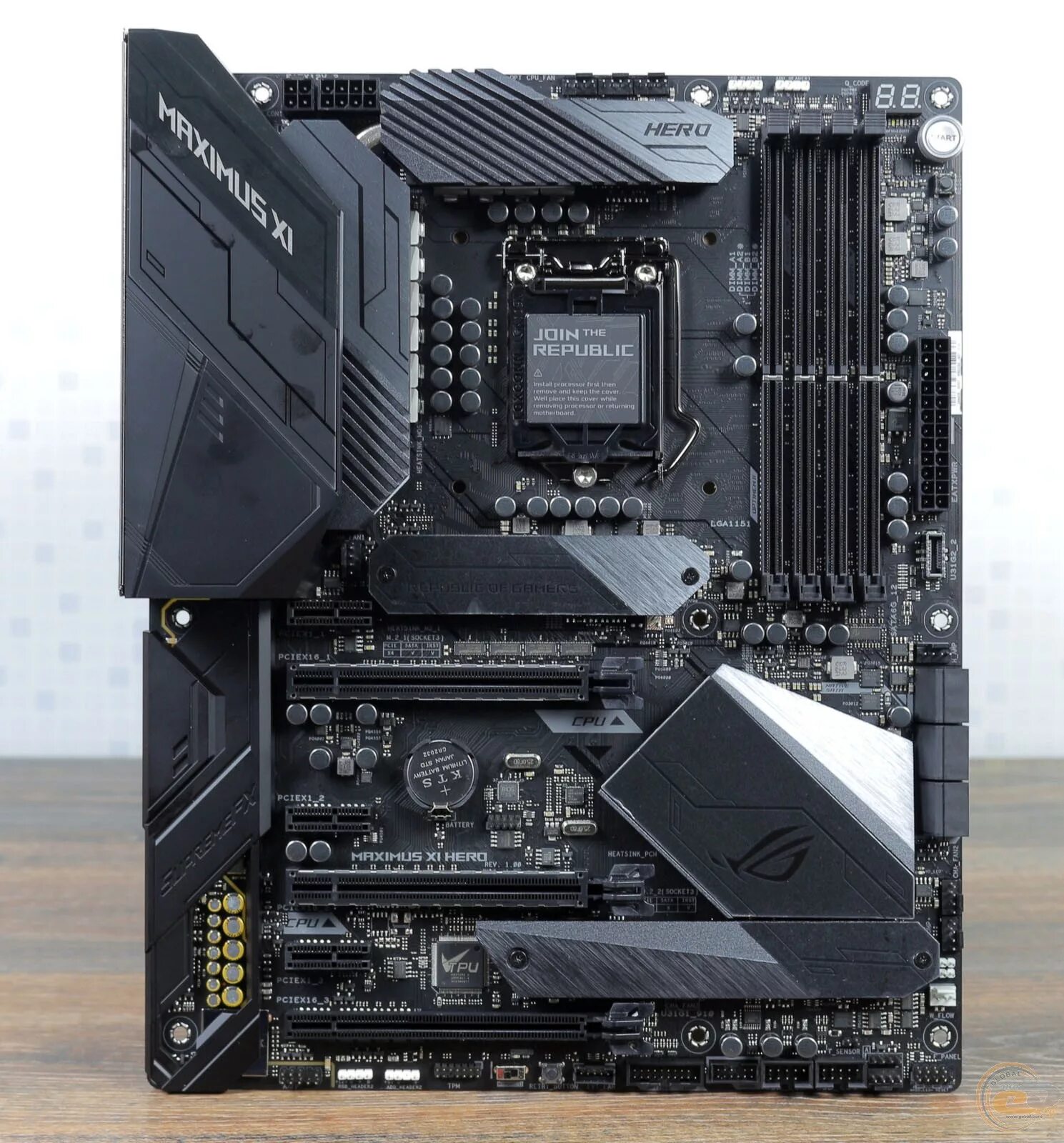 Maximus xi hero. ASUS ROG Maximus XI Hero. ASUS Maximus 11 Hero. ASUS ROG Maximus XI. ASUS Maximus XI Hero i9-9900k.