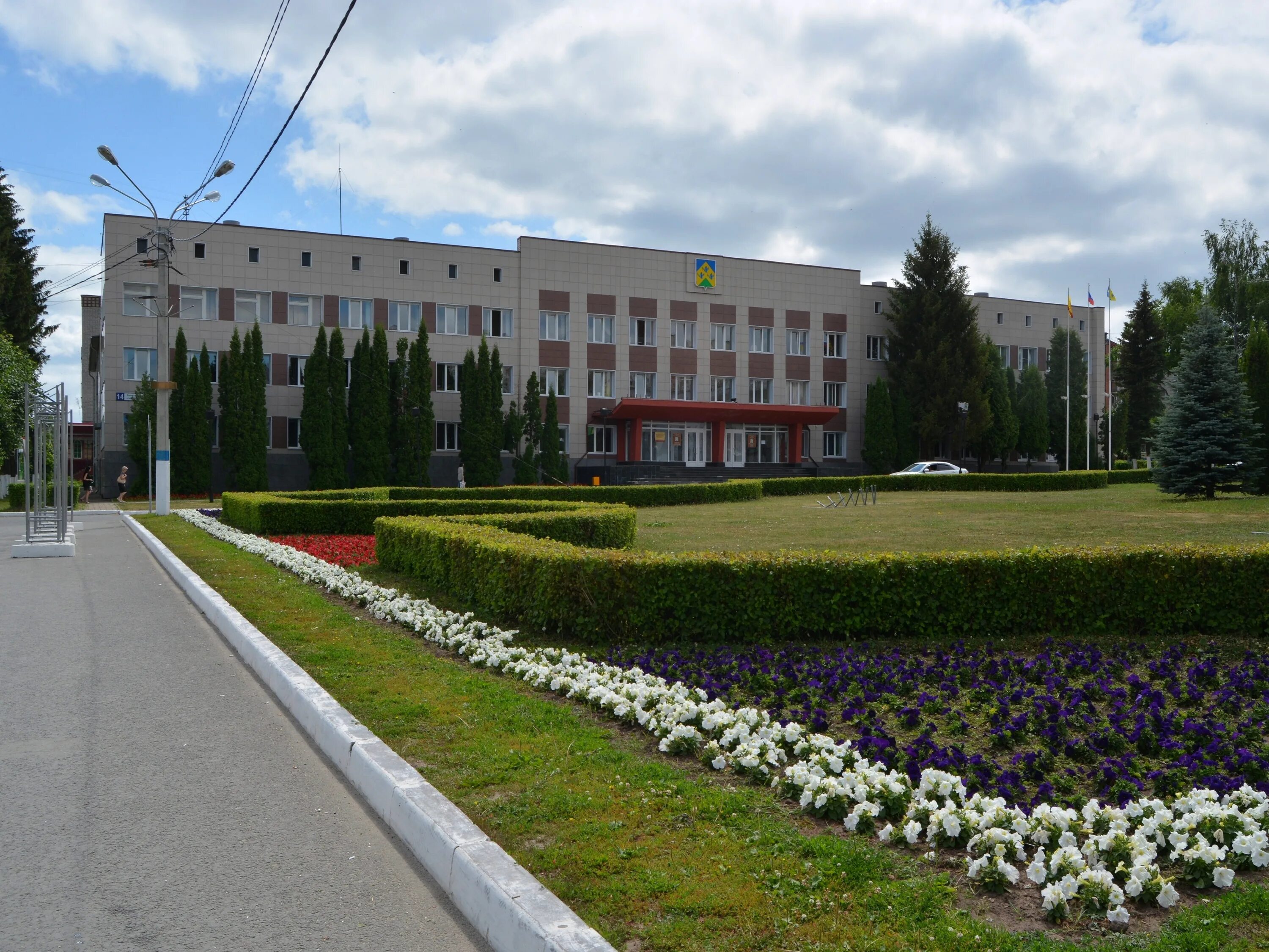 Сайт г новочебоксарск. Администрация Новочебоксарска. Город Новочебоксарск Чувашской Республики. Архитектура города Новочебоксарск. Администрация города Чебоксары.