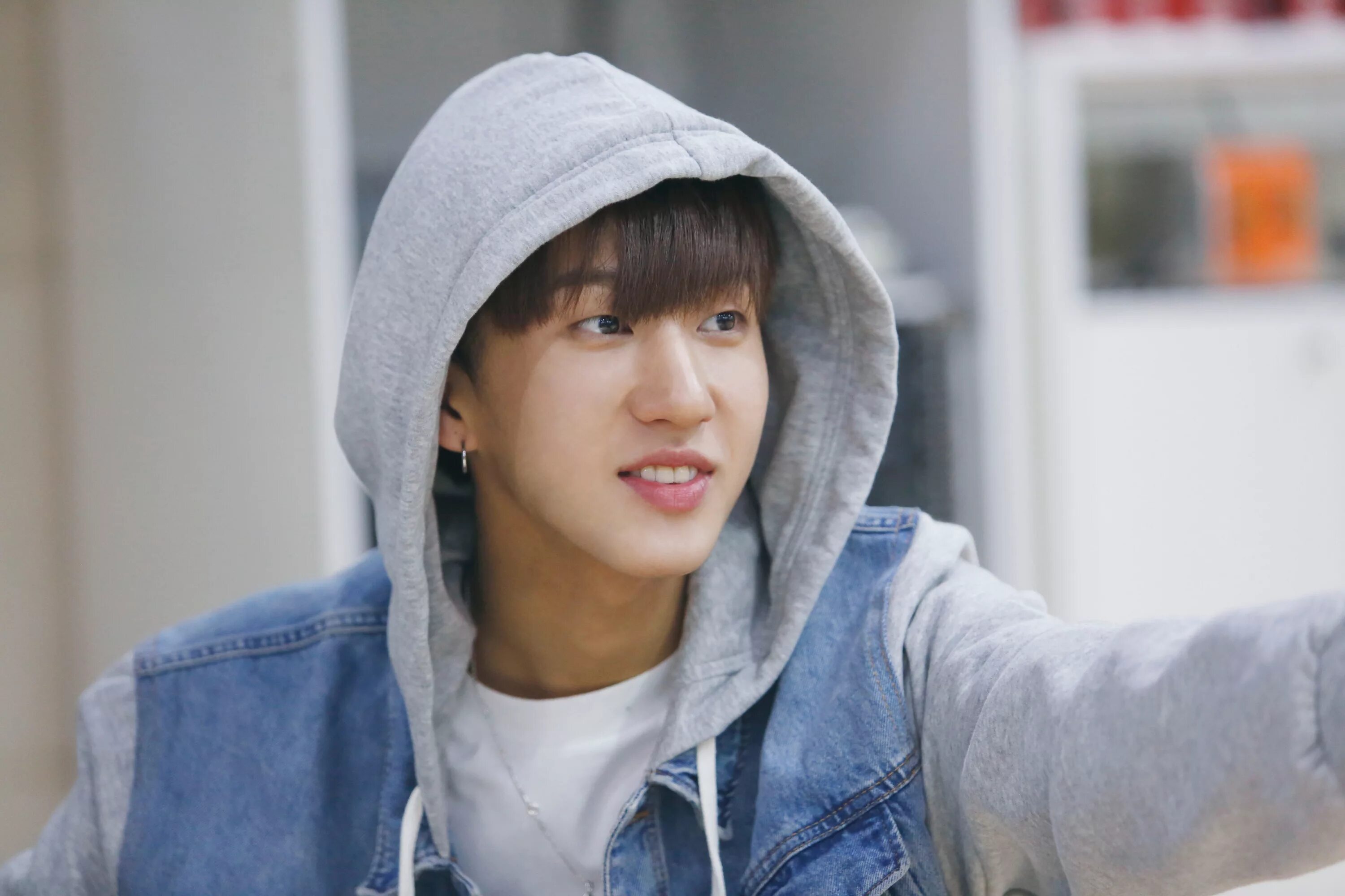 Чан бин лет. Чан бин. чанбин 2025. stray kids changbin. чанбин stray kids 2025.