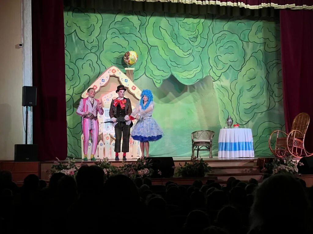 народный театр клинцы официальный. театр клинцы. клинцы театр. клинцы театр. театр клинцы.