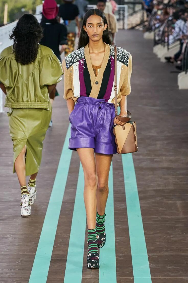Ferragamo Spring 2025 Ready-to-Wear Collection Runway fashion, Fashion show, Rea