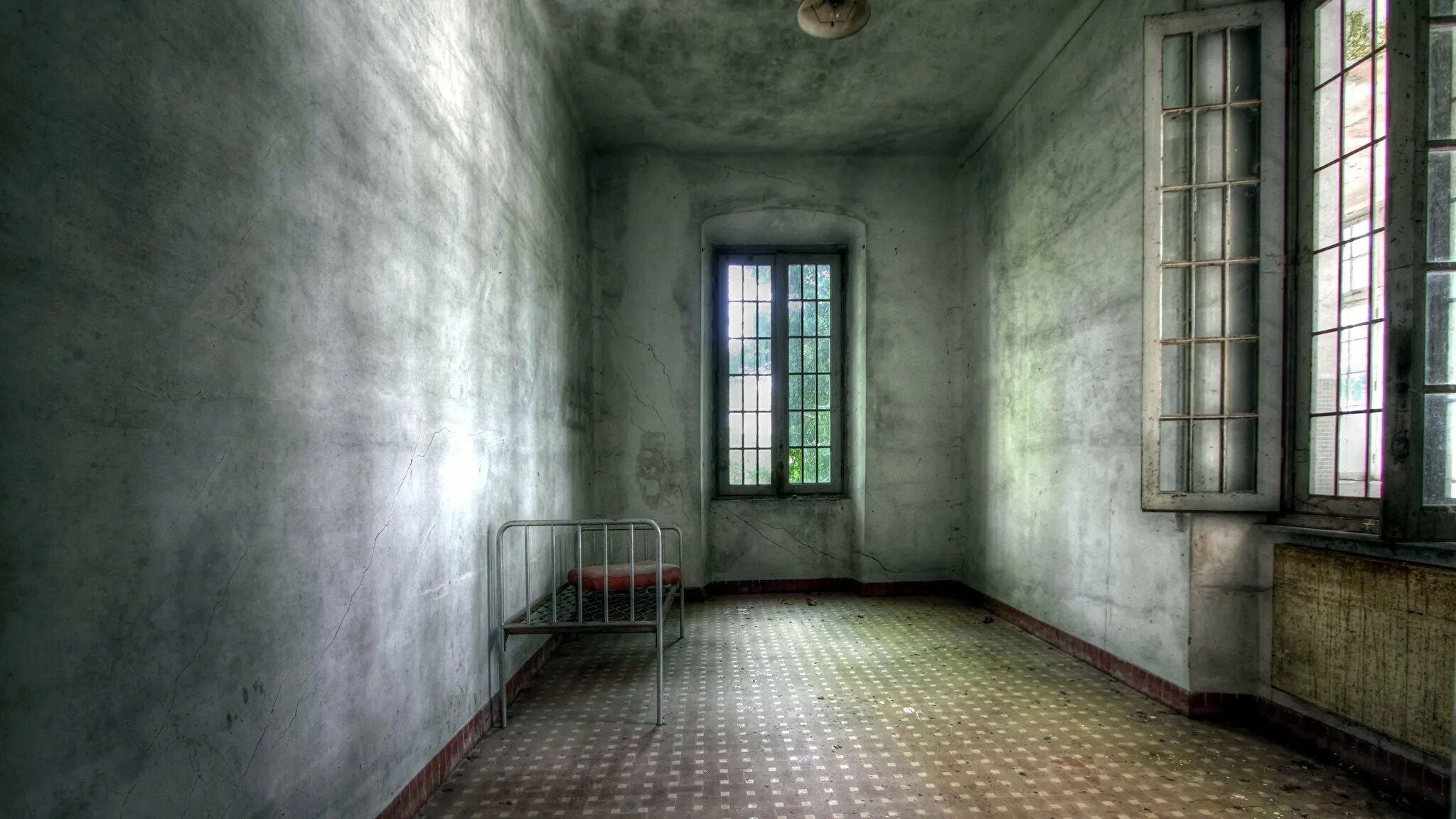 Пустое помещение. Мрачное место. Empty place. Заброшенное помещение. Фотообои с перспективой.