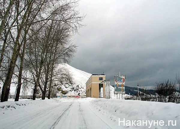 Михайловск в контакте свердловская. Михайловск Свердловская область Нижнесергинский район. Михайловск Свердловская зимой. Сайт администрации города Михайловска Свердловской области.