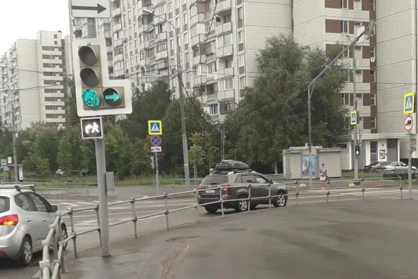 Светофор Зеленоград Андреевка. Светофоры на Московском проспекте Зеленоград. Улица Андреевка Зеленоград светофор. Подвесной светофор на перекрестке. Светофор нижнекамск