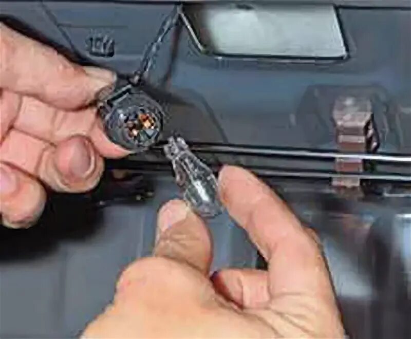 лампа дополнительного стоп сигнала hyundai solaris. стоп сигнал на солярис 2020. лампа стоп сигнала hyundai solaris 2014. лампа стоп сигнала hyundai solaris 2014. лампочка стоп сигнала заднего солярис.