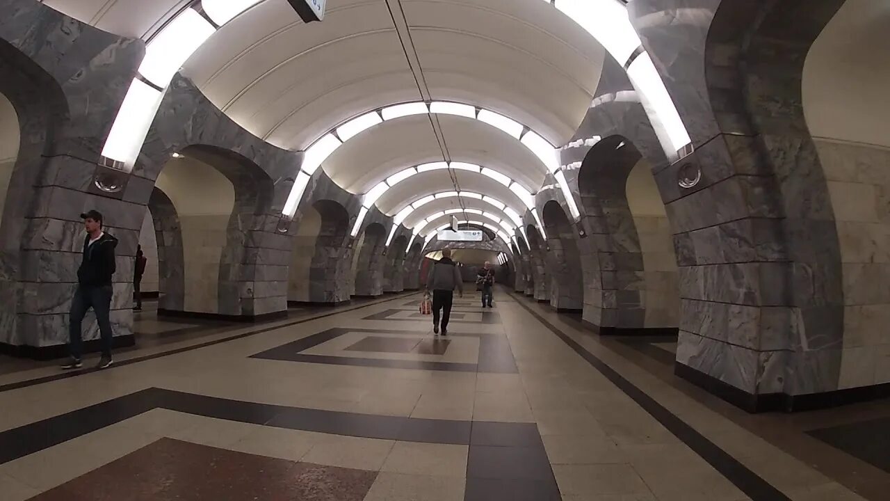 Чкаловский метро Чкаловская. Чкаловская (станция метро, Москва). Чкаловская (станция метро, Санкт-Петербург). Станция метро Чкаловская СПБ. Чкаловская питер