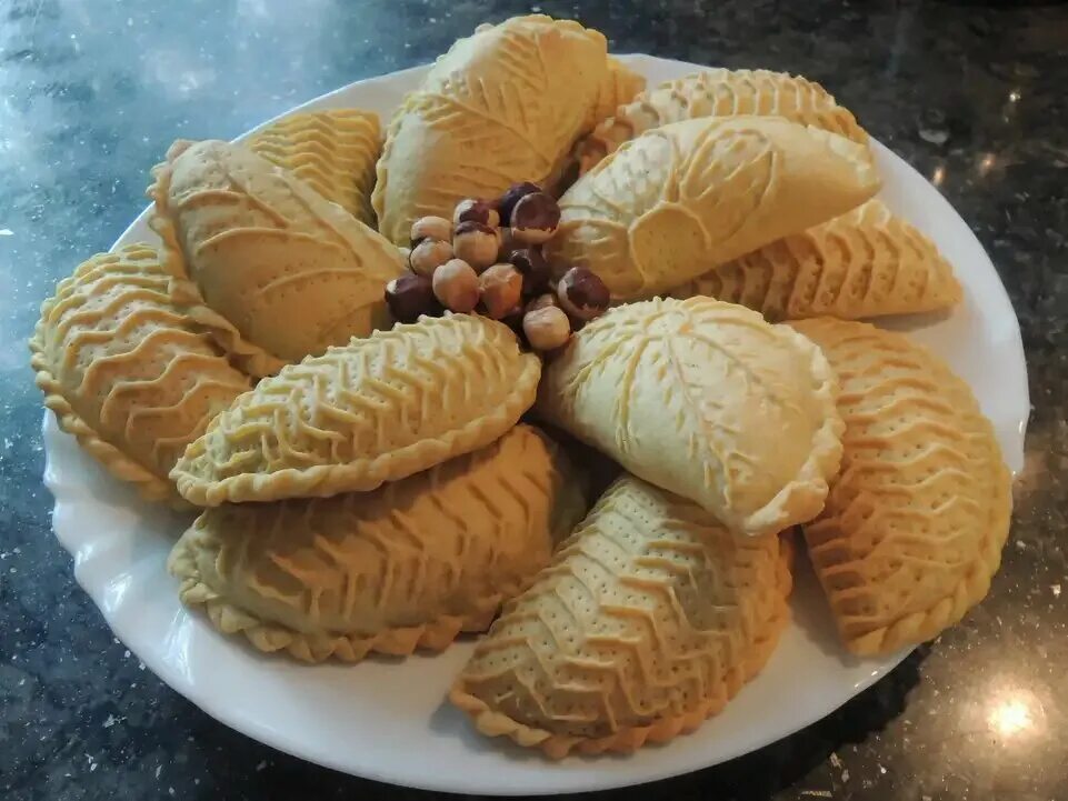 Пахлава бадамбура. Рецепт буры. Рецепт буры. Шакер бура печенье турецкое. Рецепт буры.