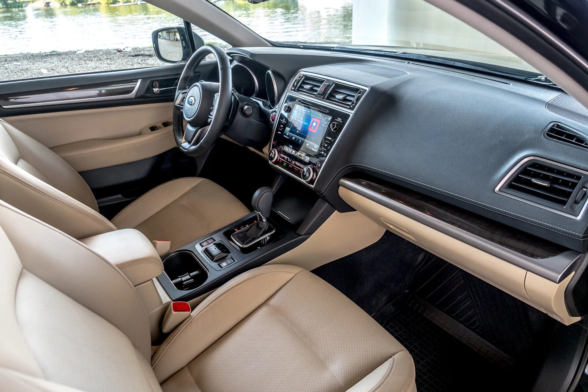 Субару 6 поколения. Subaru Outback 2022 салон. Subaru Outback 2019 салон. Subaru Outback 2022 Interior. Subaru Outback 2020 салон.