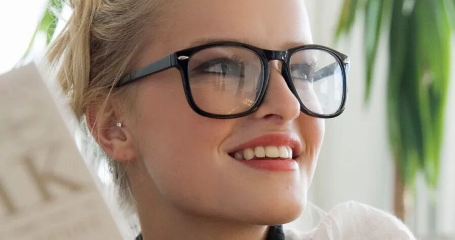 Wear glasses to see the beautiful pattern