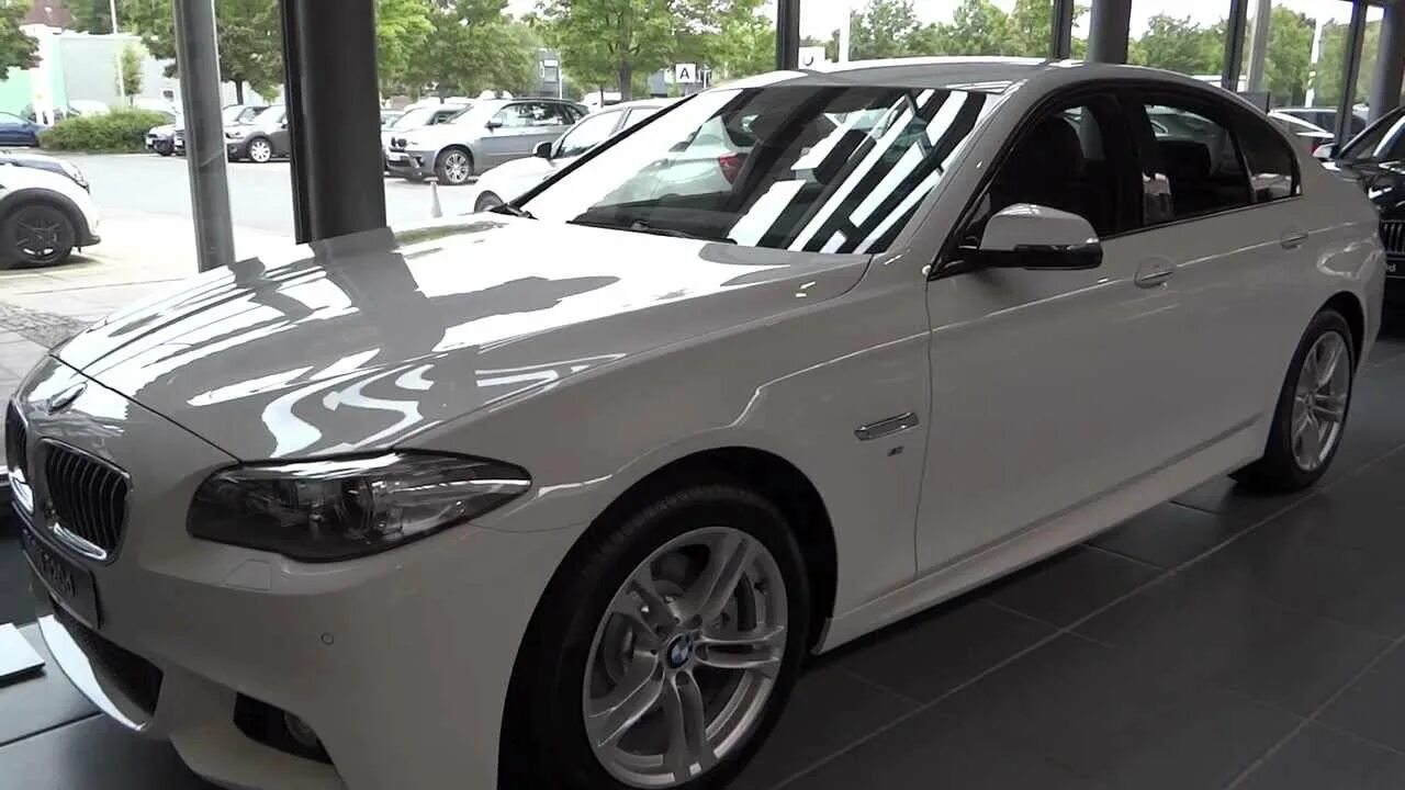 Bmw 520 2014. Bmw 520d 2014. Bmw f10 520i. Бмв 520 d. Bmw f10 520i.