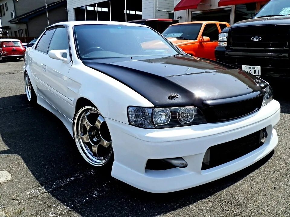 Toyota chaser tourer v. Чайзер 100 на 18 дисках. Тойота чайзер 2. Тойота чайзер запчасти. Тойота чайзер запчасти.