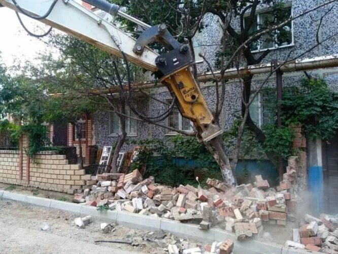 Махачкалинский самострой. Застройка в махачкале самострой. Махачкала снос. Махачкала снос. Снос домов в махачкале.