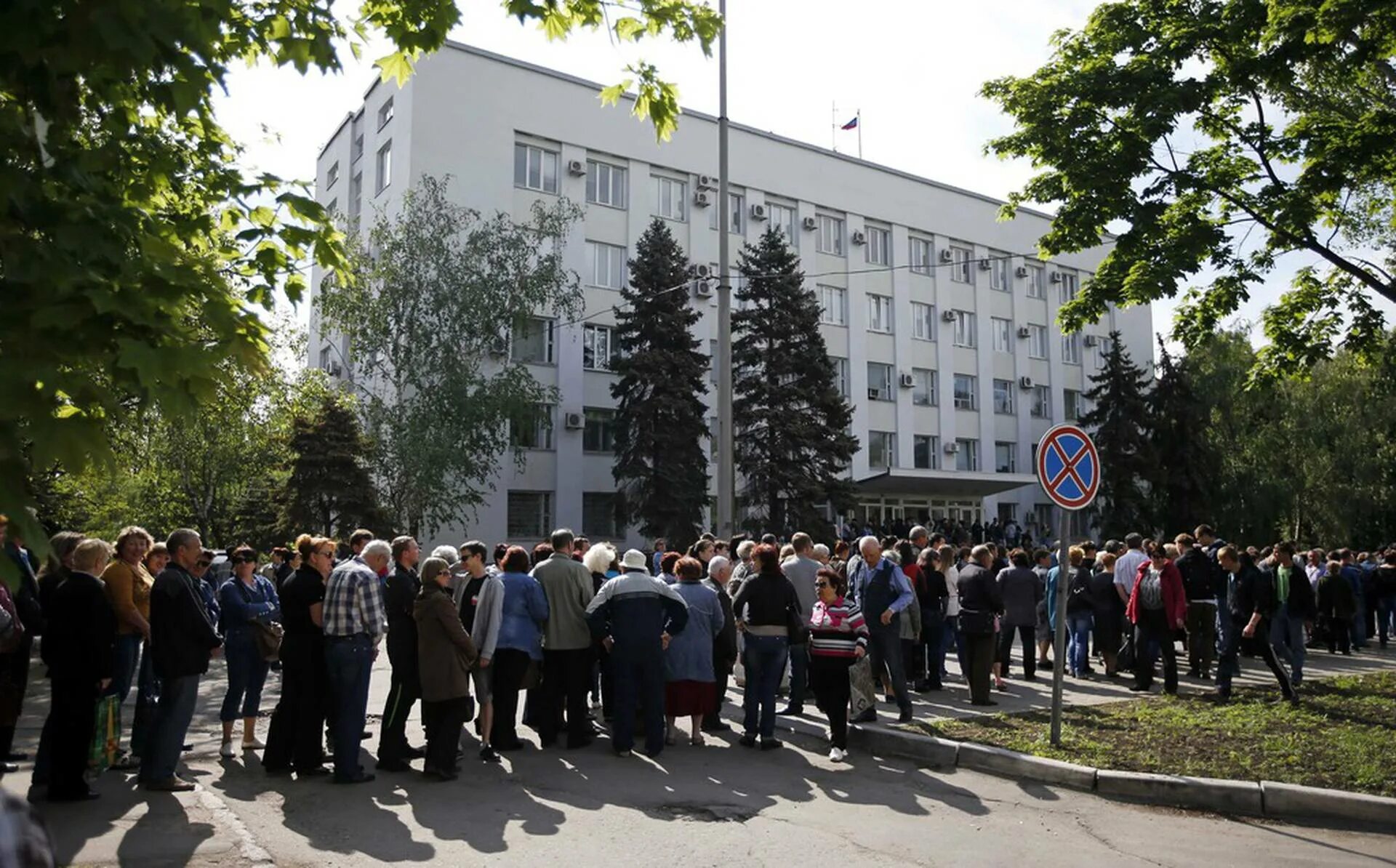 11 05 2014. Референдум в луганске 2014. референдум в донецке 2014. референдум 11 мая 2014. референдум в днр 11 мая 2014.